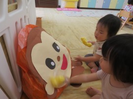 おサルさんにあげるバナナを作ったよ🍌（0・1歳児）